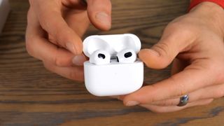 AirPods 3 clone